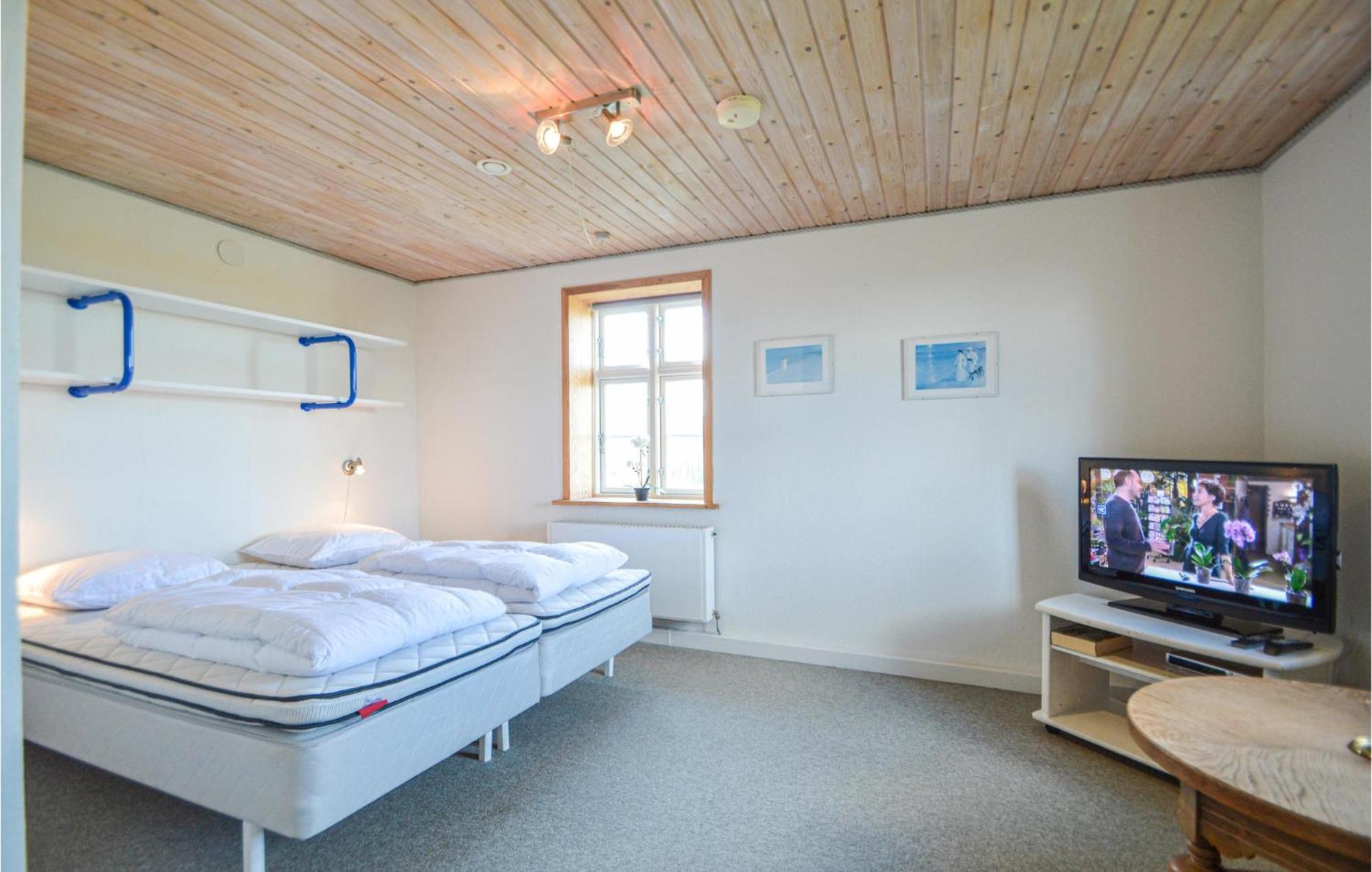 Awesome Home In Bredebro With Kitchen Ballum Bagian luar foto