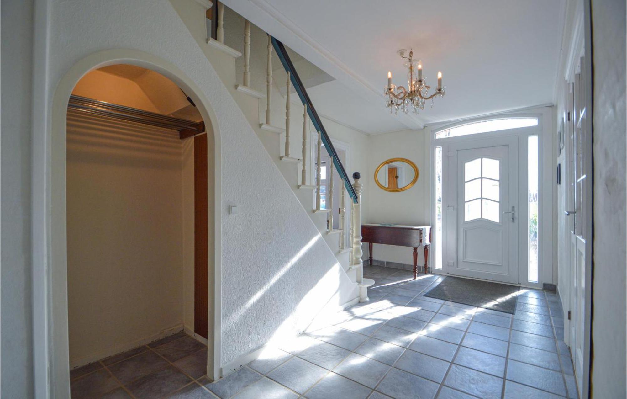 Awesome Home In Bredebro With Kitchen Ballum Bagian luar foto